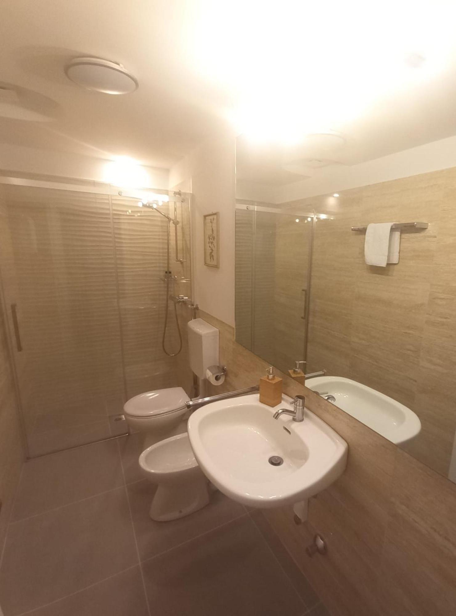 Cozy Apartment In A Historic Villa Мерано Екстериор снимка
